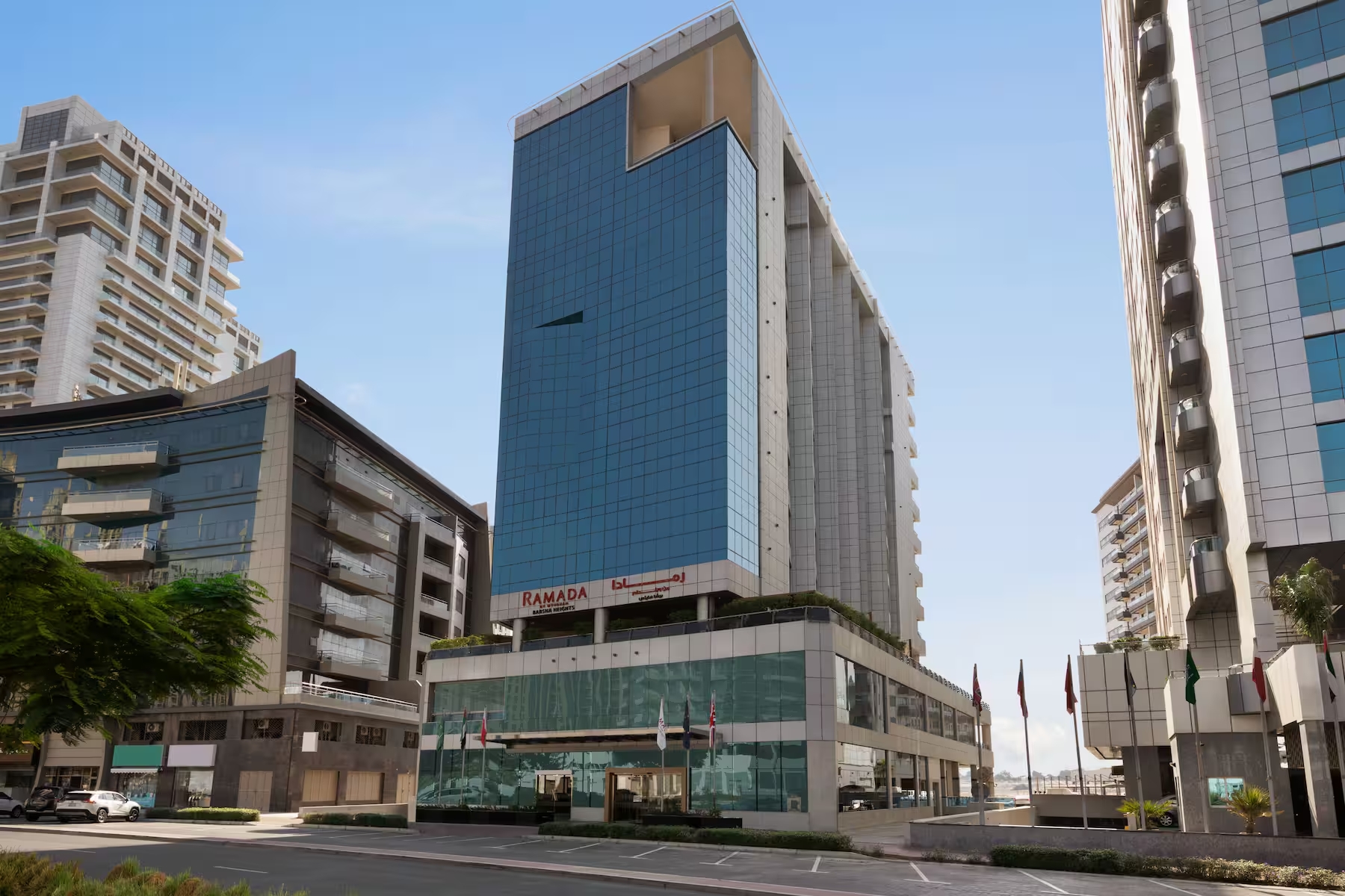 Ramada by Wyndham Dubai Barsha Heights-Zgrada hotela.jpg