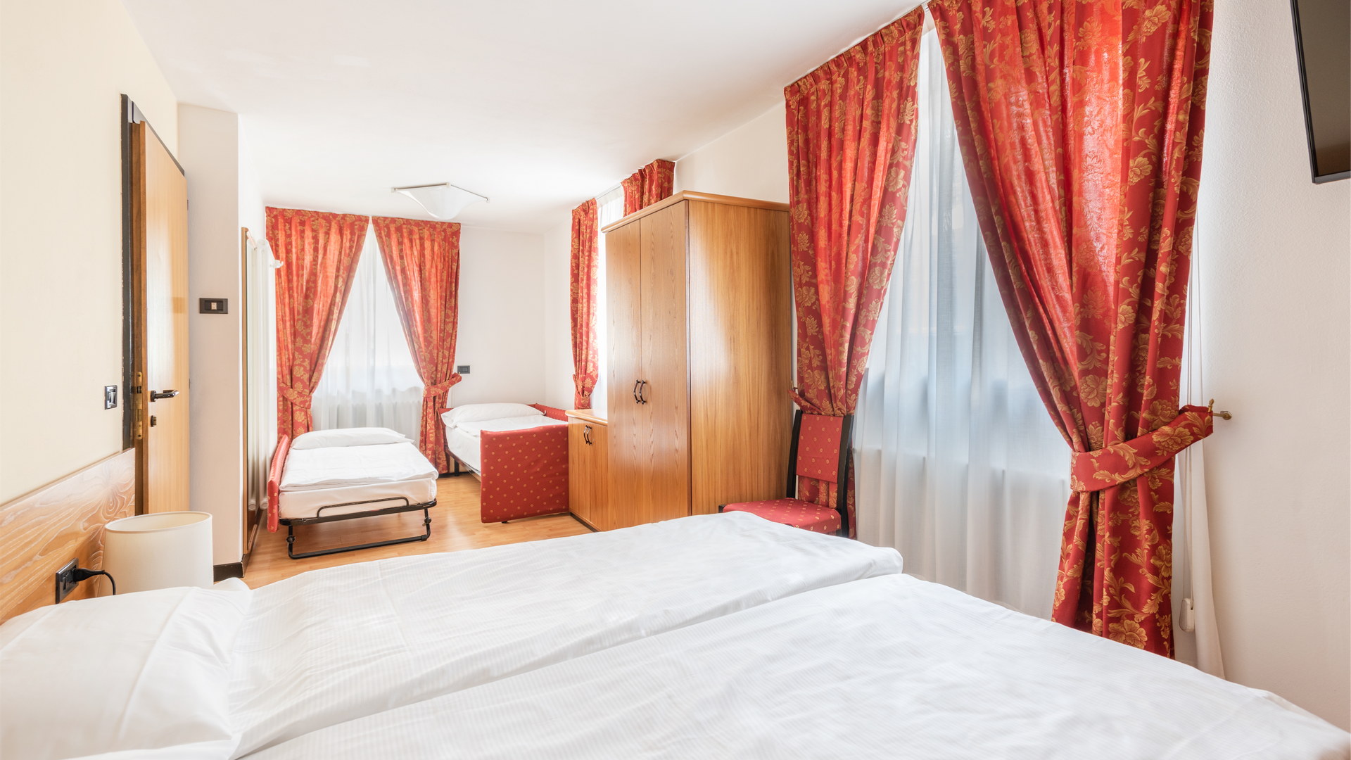 Hotel Alpina porodični apartman.jpg