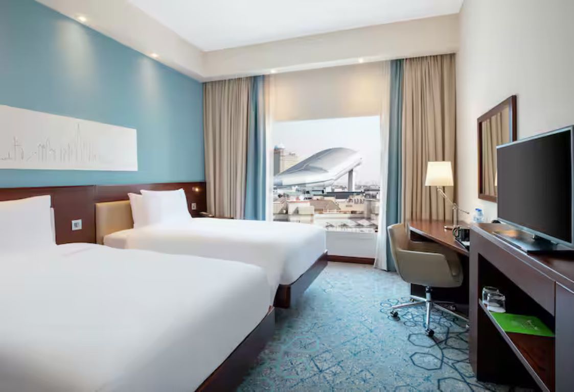 Hampton by Hilton Dubai Al Barsha-Standardna soba.jpg