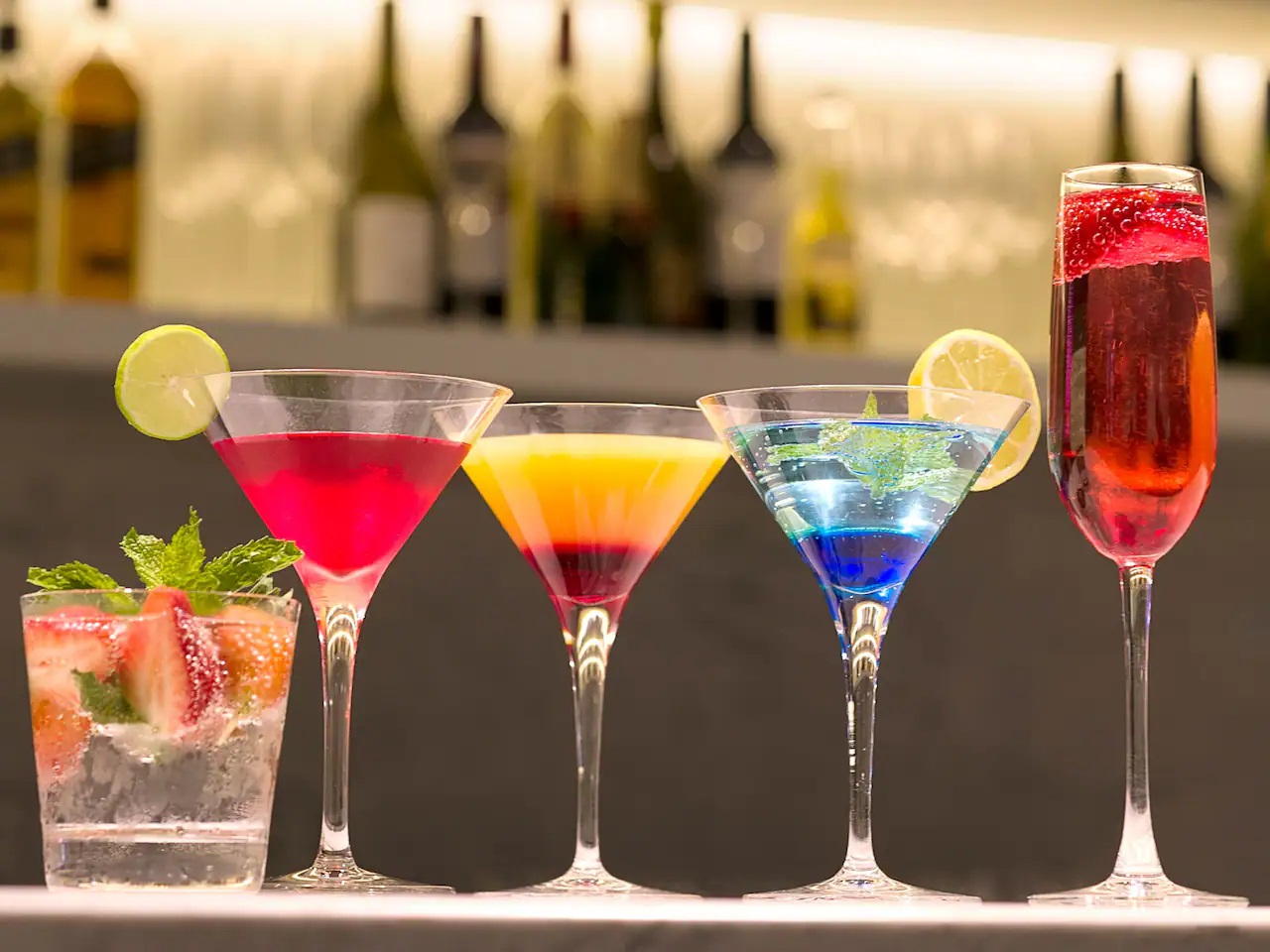 Hyatt Place Dubai Juemirah-Bar.jpg