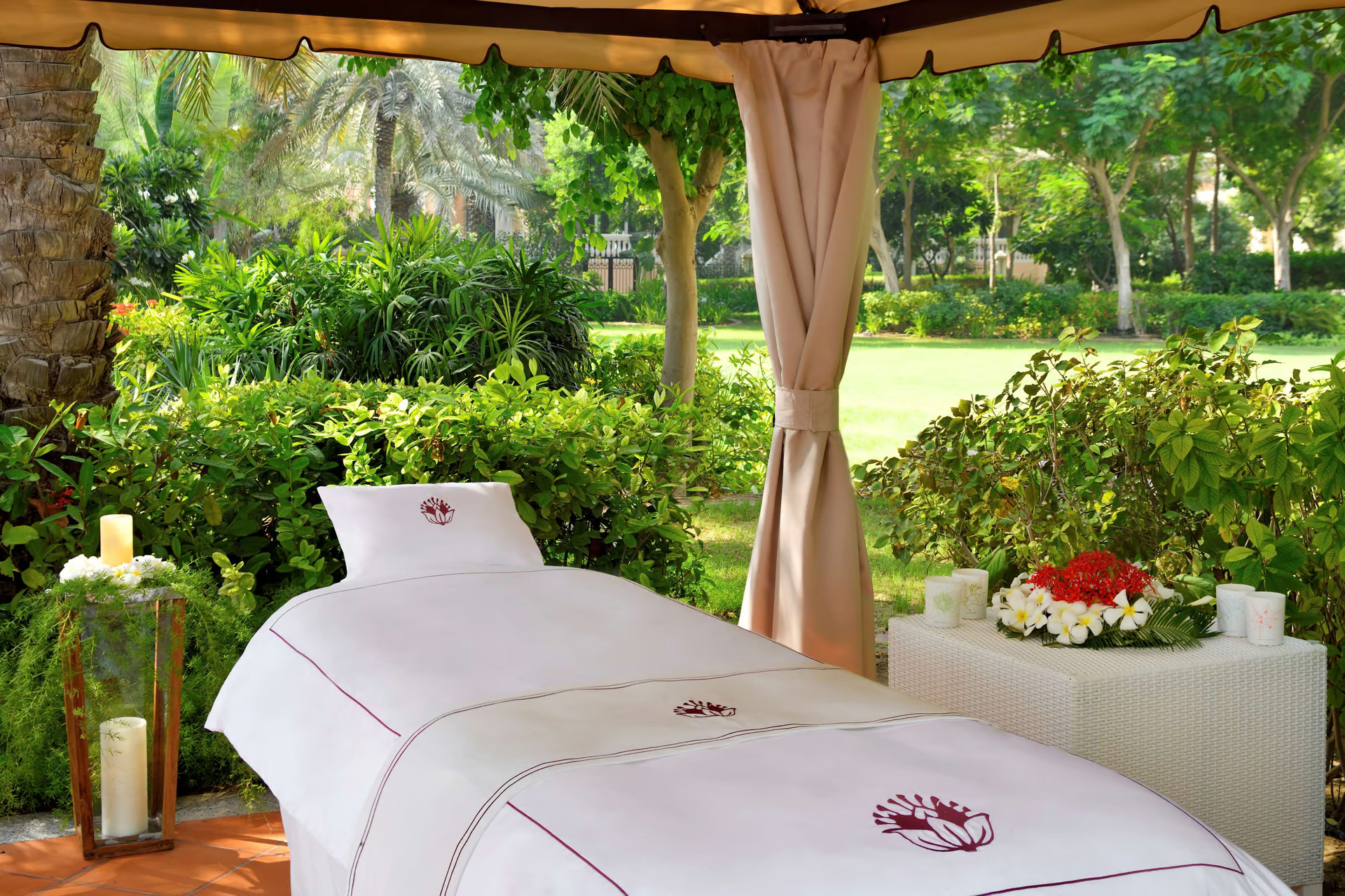 Kempinski Palm Jumeirah Hotel & Residences-Masaza.jpg