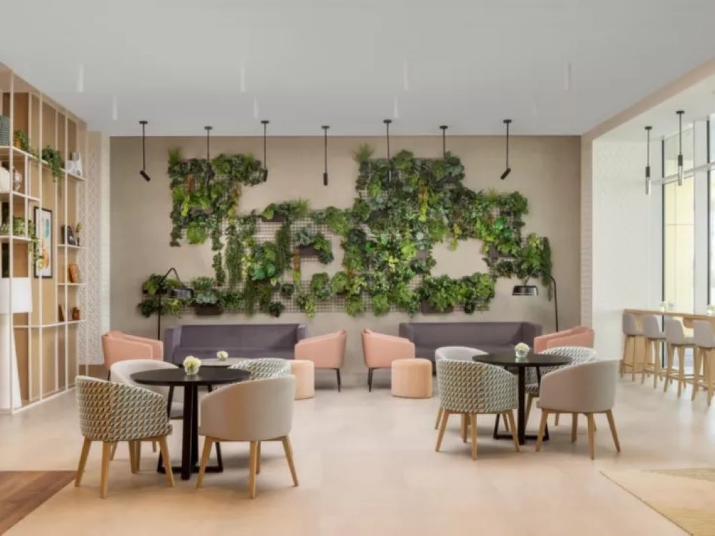 Holiday Inn Dubai Business Bay-Lobby.jpg