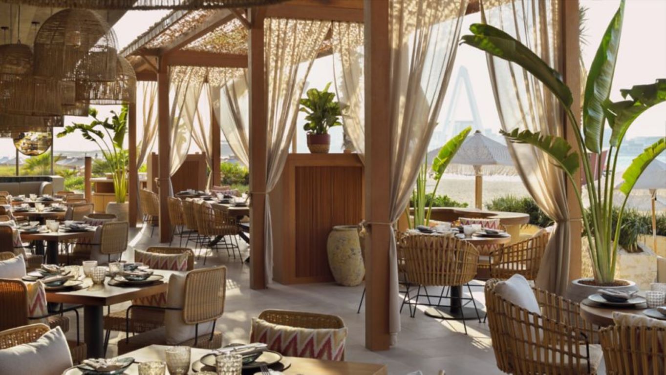 The Ritz Carlton Dubai-Restoran.jpg