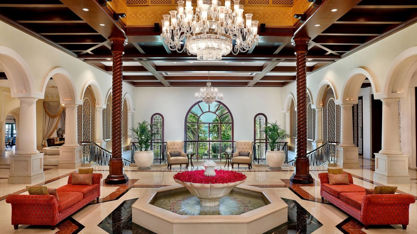 The Ritz Carlton-Enterijer hotela.jpg