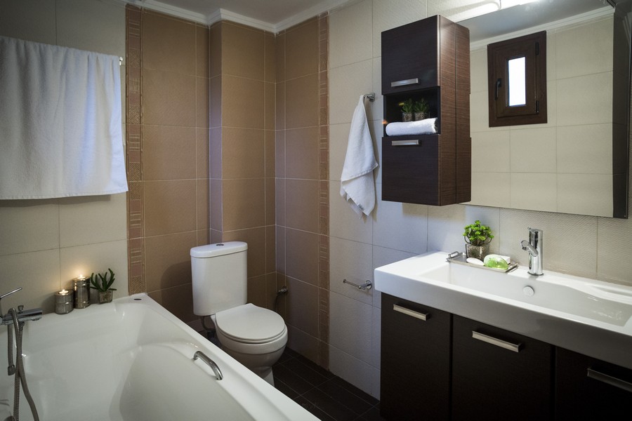 Hotel Nefeli Luxury Villas kupatilo.jpg
