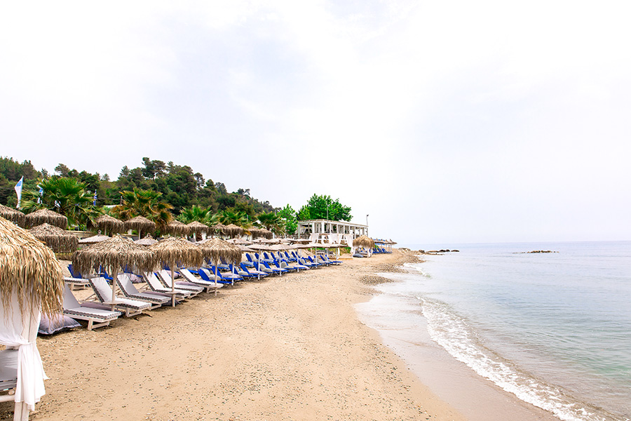 Hotel Nefeli Luxury Villas pescana plaza.jpg