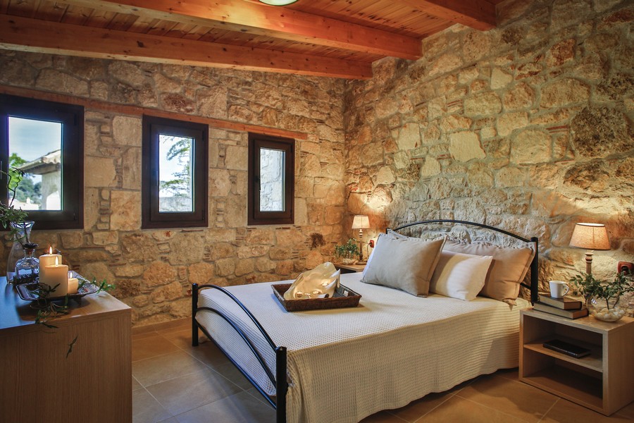 Hotel Nefeli Luxury Villas spavaca soba.jpg