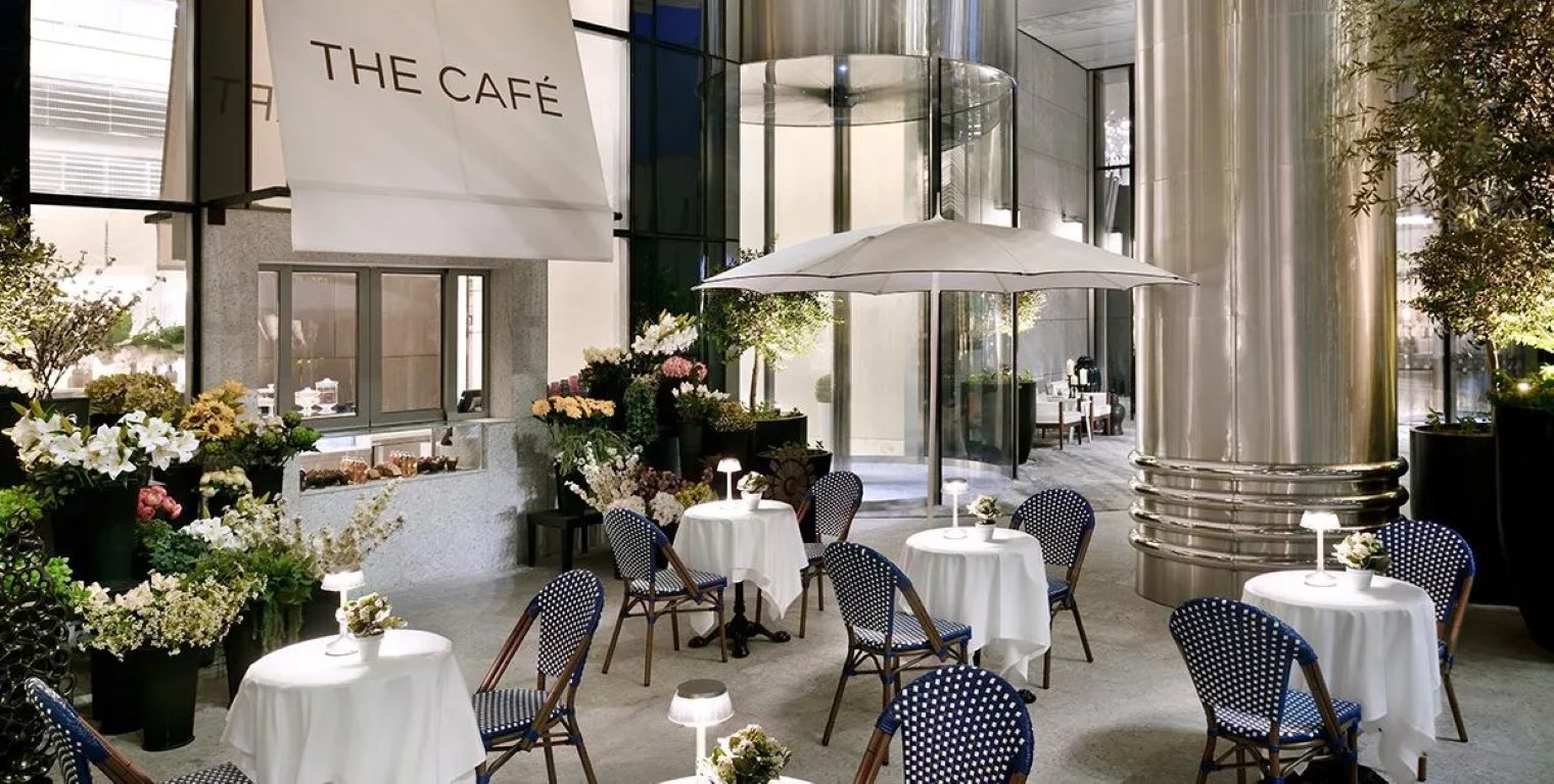 Address Downtown Hotel-Kafe bar.jpg