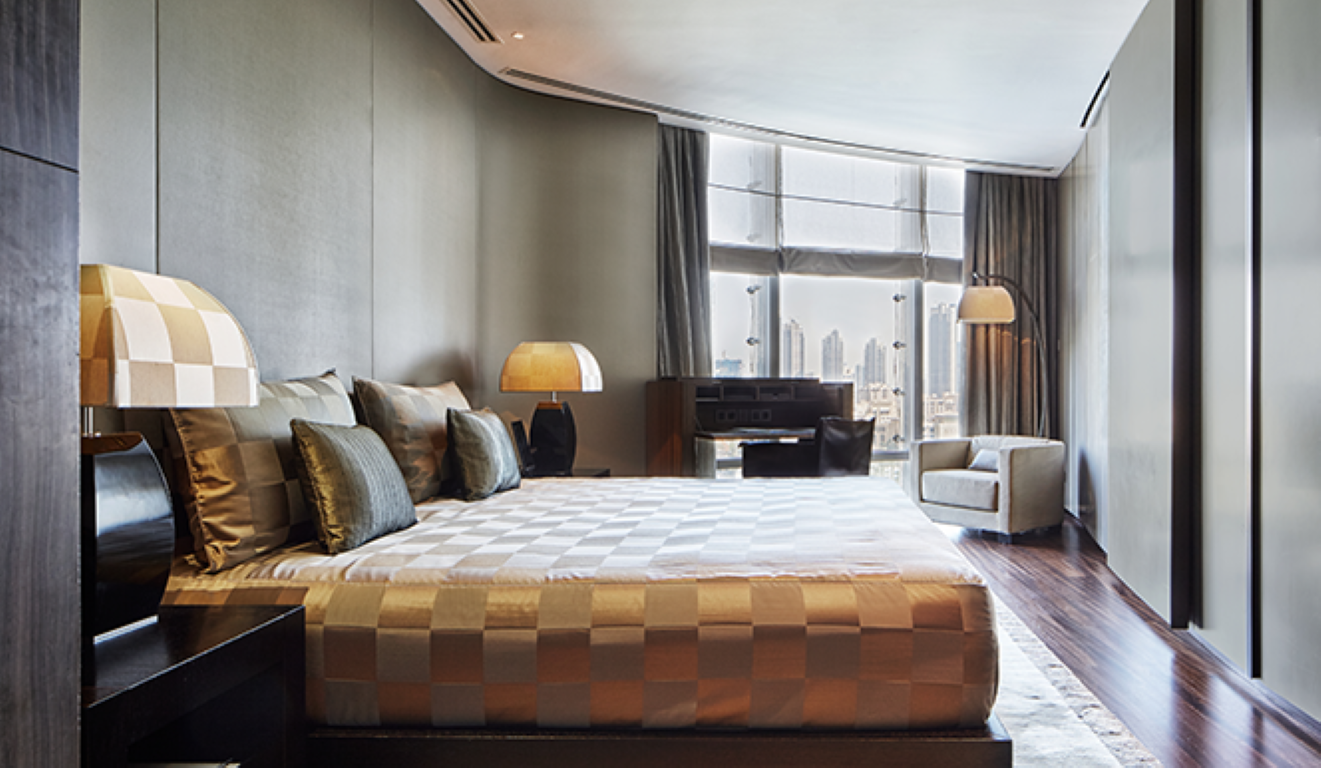 Armani Hotel Dubai-Armani deluxe soba.png