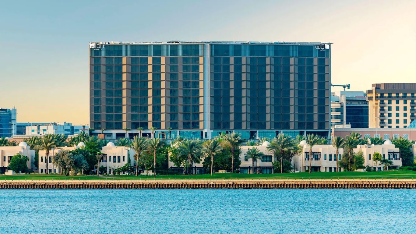 Aloft Dubai Creek-Hotel spolja.jpg
