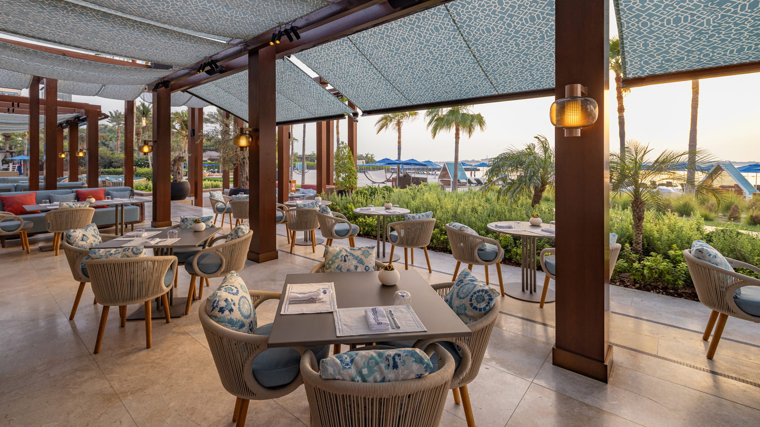 Four Seasons Resort Dubai-Azijski restoran.jpg