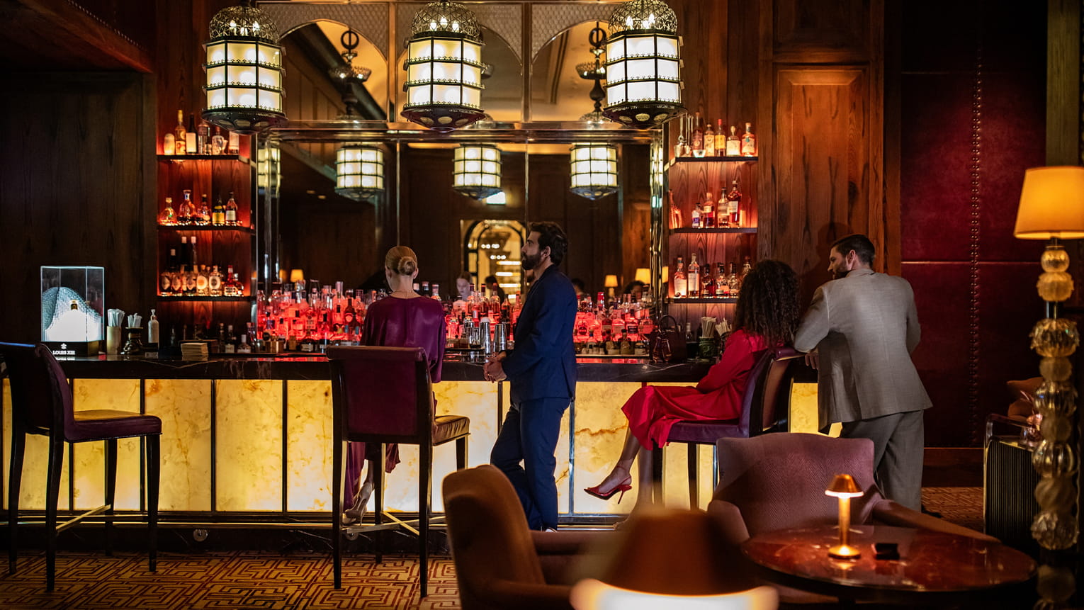 Four Seasons Resort Dubai-Hendricks bar.jpg
