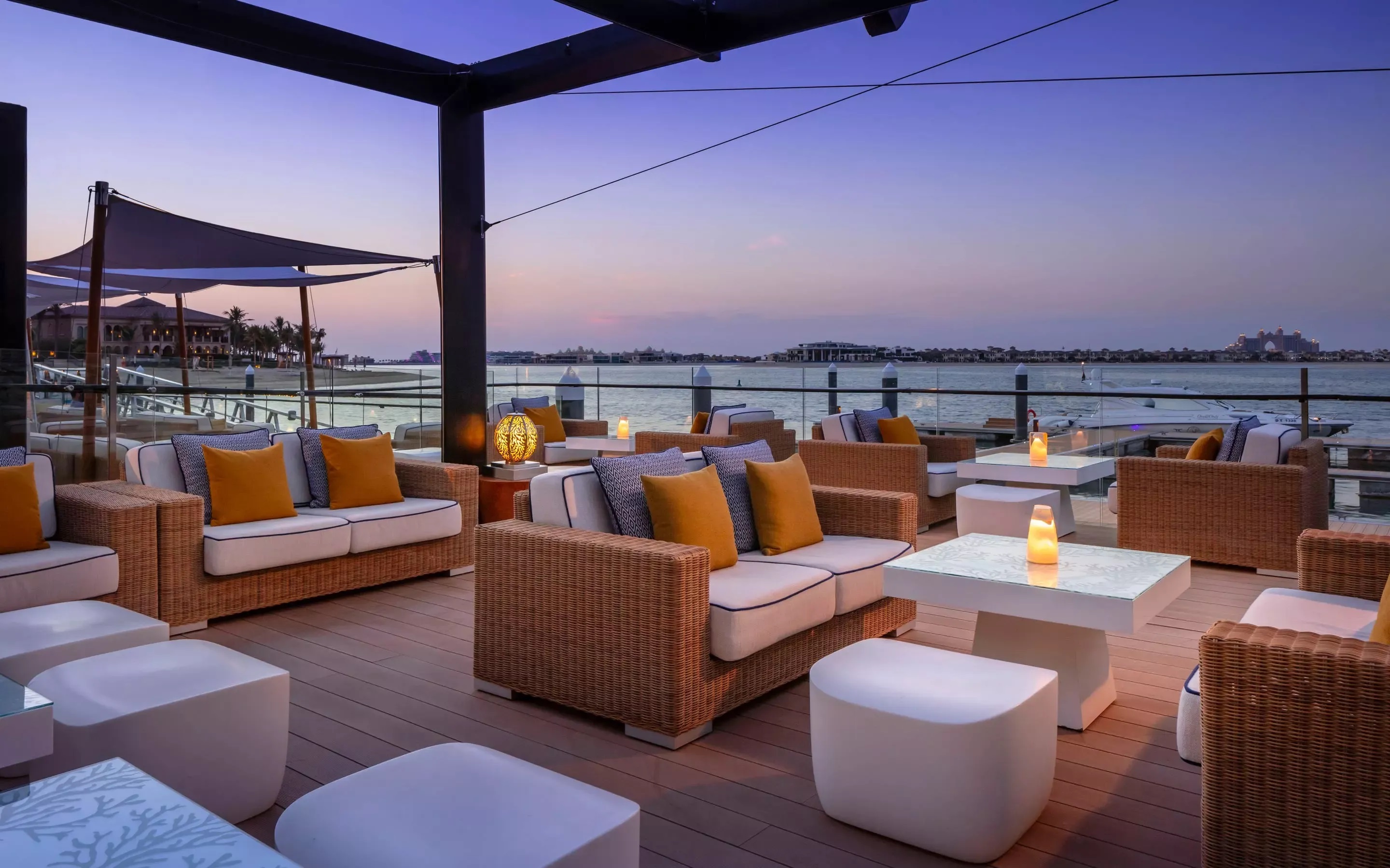 One & Only The Palm-Restoran u Marini.jpg