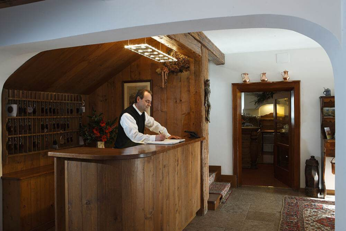 Hotel Menardi recepcija