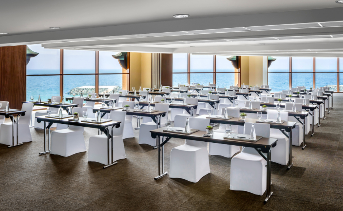 Fairmont Ajman sala za sastanke.jpg