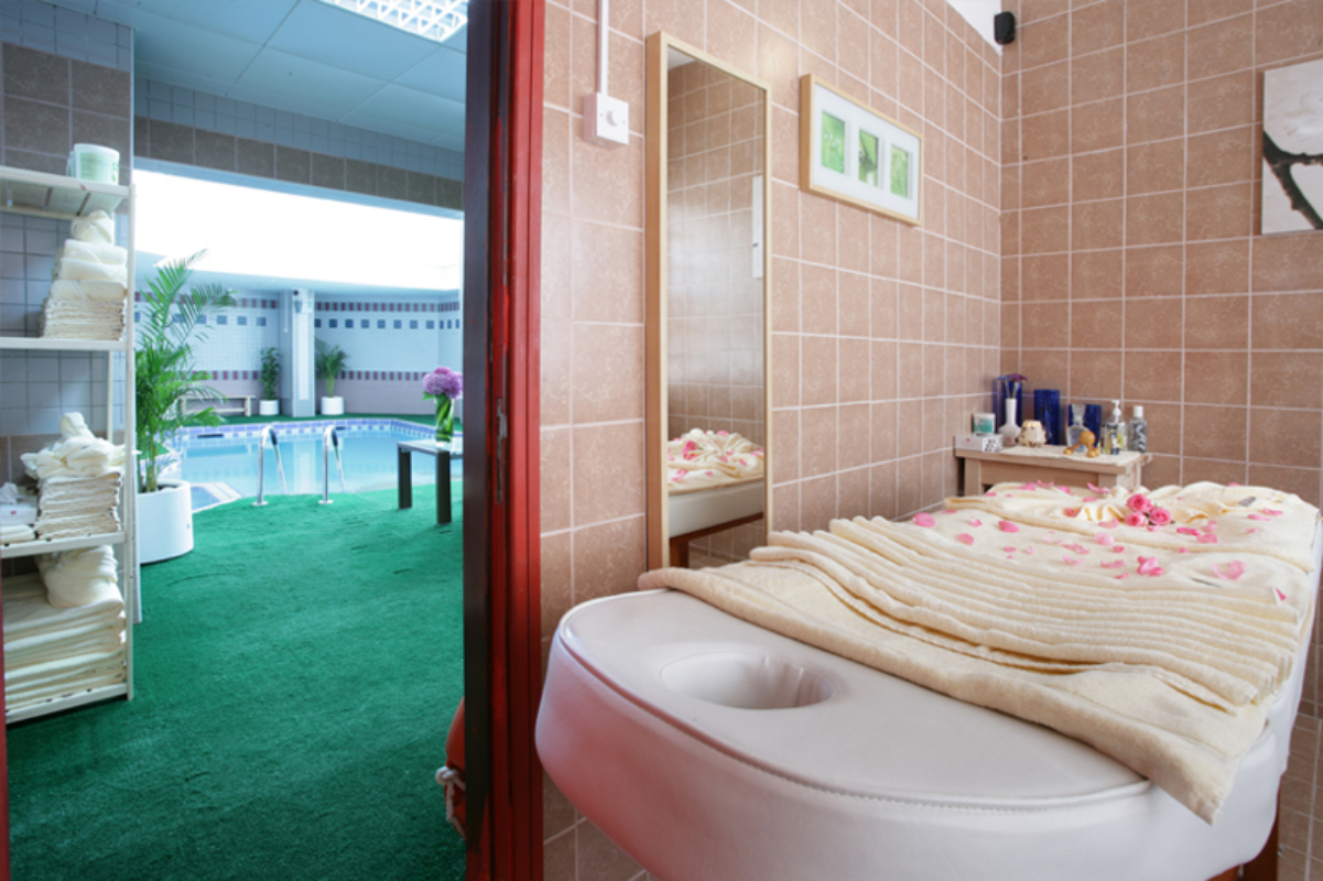 Ramada by Wyndham Beach Hotel Ajman spa.jpg