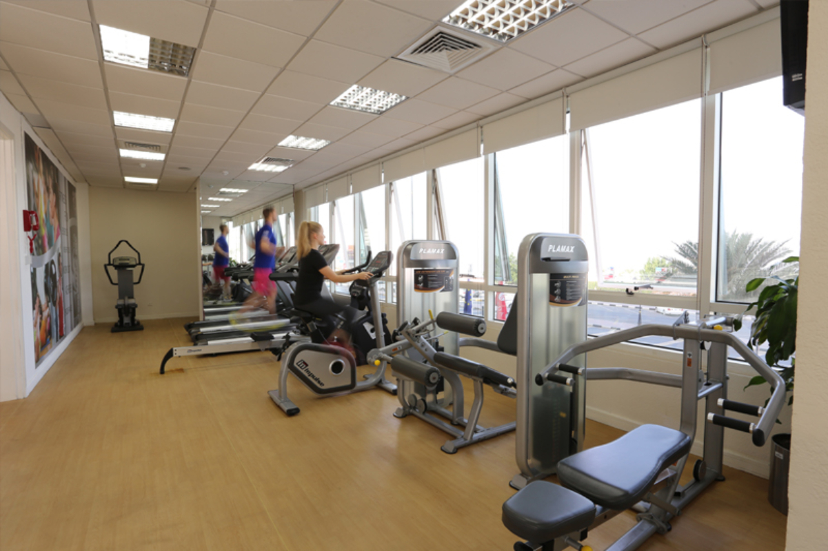 Ramada by Wyndham Beach Hotel Ajman teretana.jpg