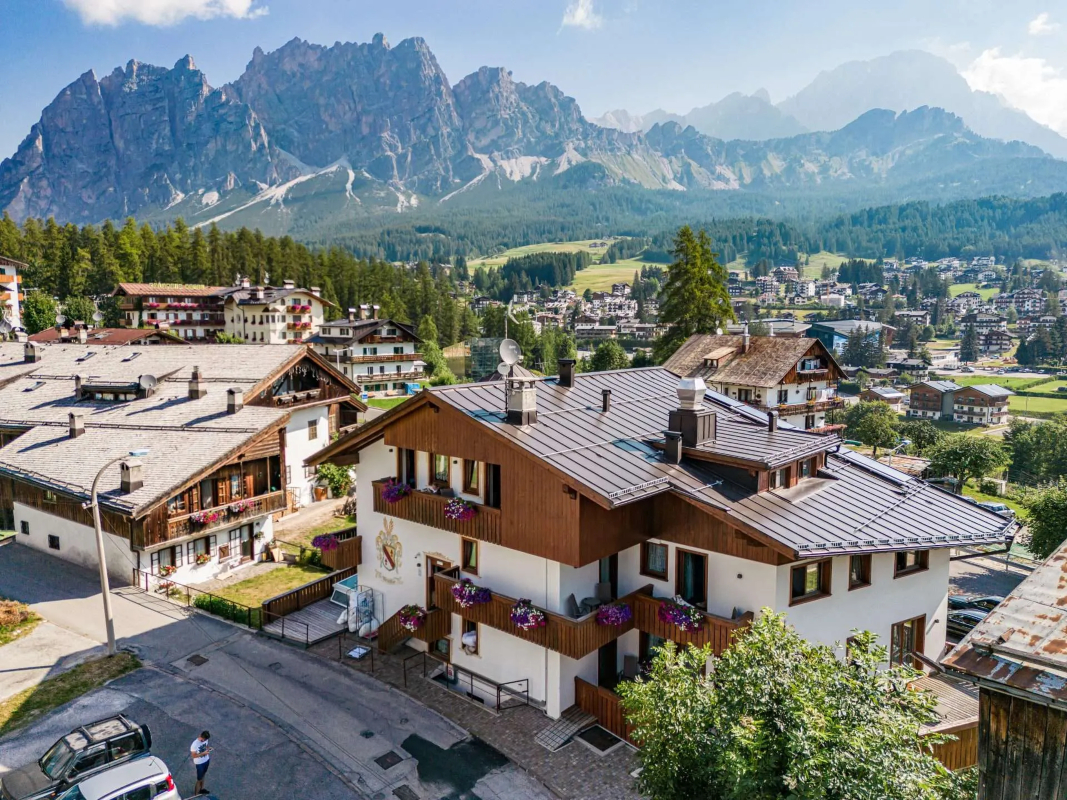 Hotel De Beppe Sello bočni izgled hotela