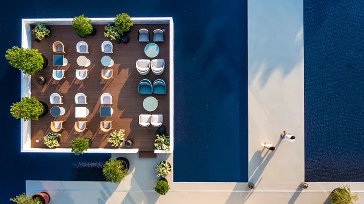 The Oberoi Beach Resort Al Zorah Hotel bar.jpg