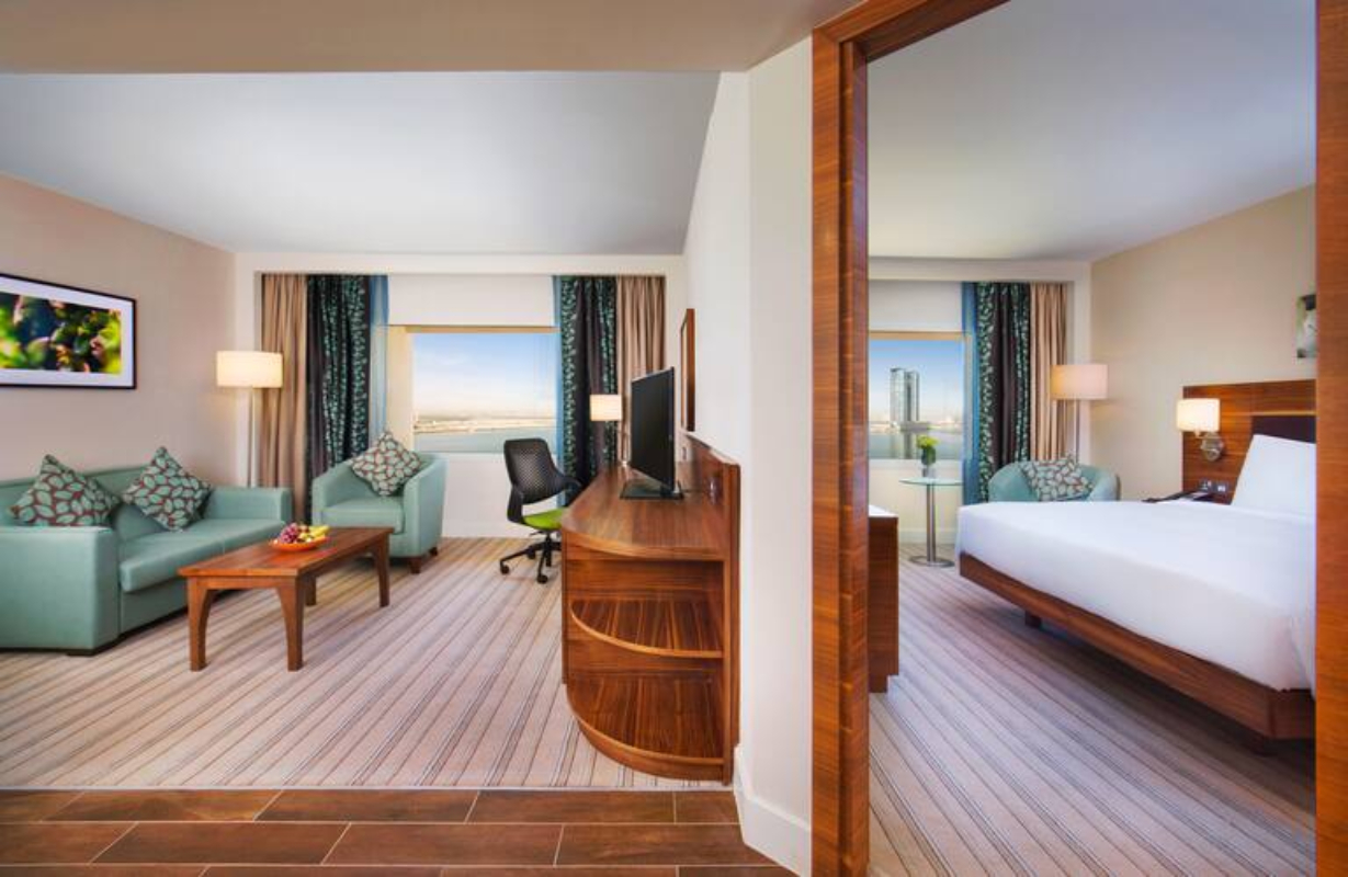 Hilton Garden Inn Ras Al Khaimah apartman.jpg