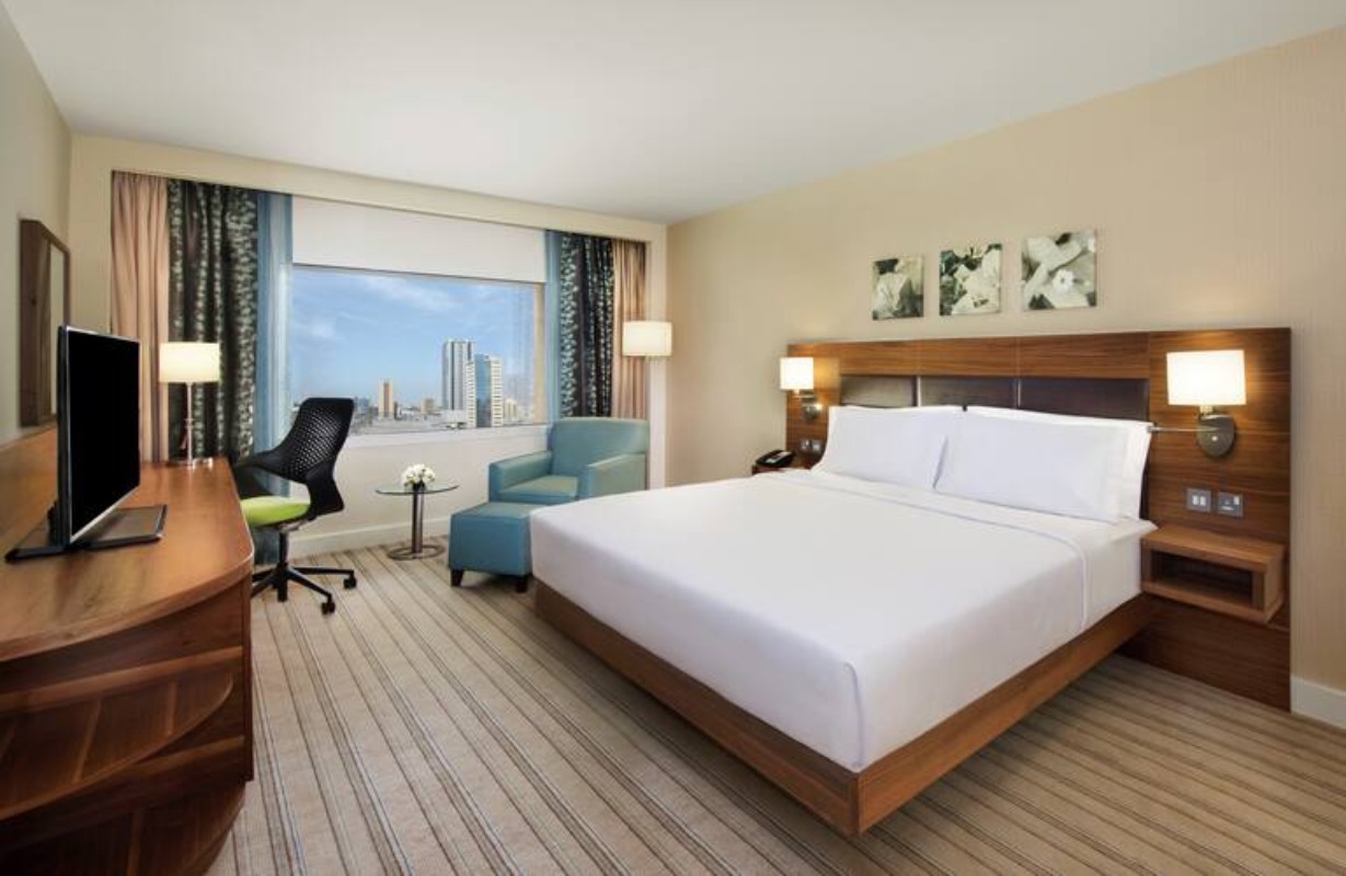Hilton Garden Inn Ras Al Khaimah king soba.jpg