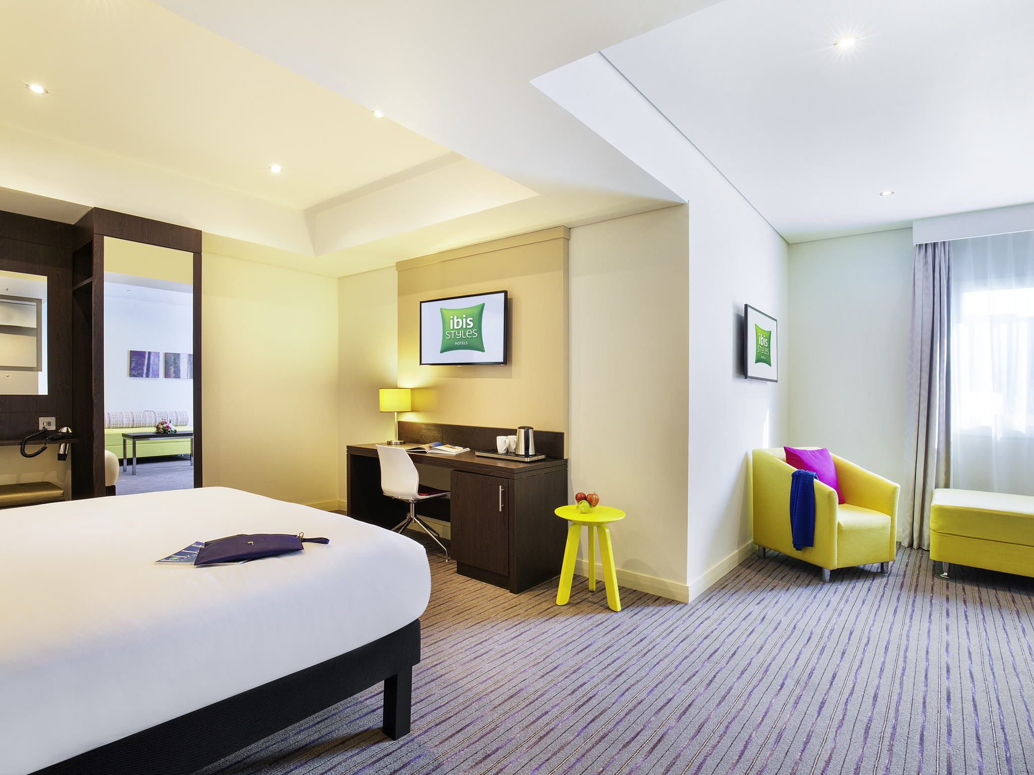 Ibis Styles Sharjah Hotel porodična soba 1.jpg
