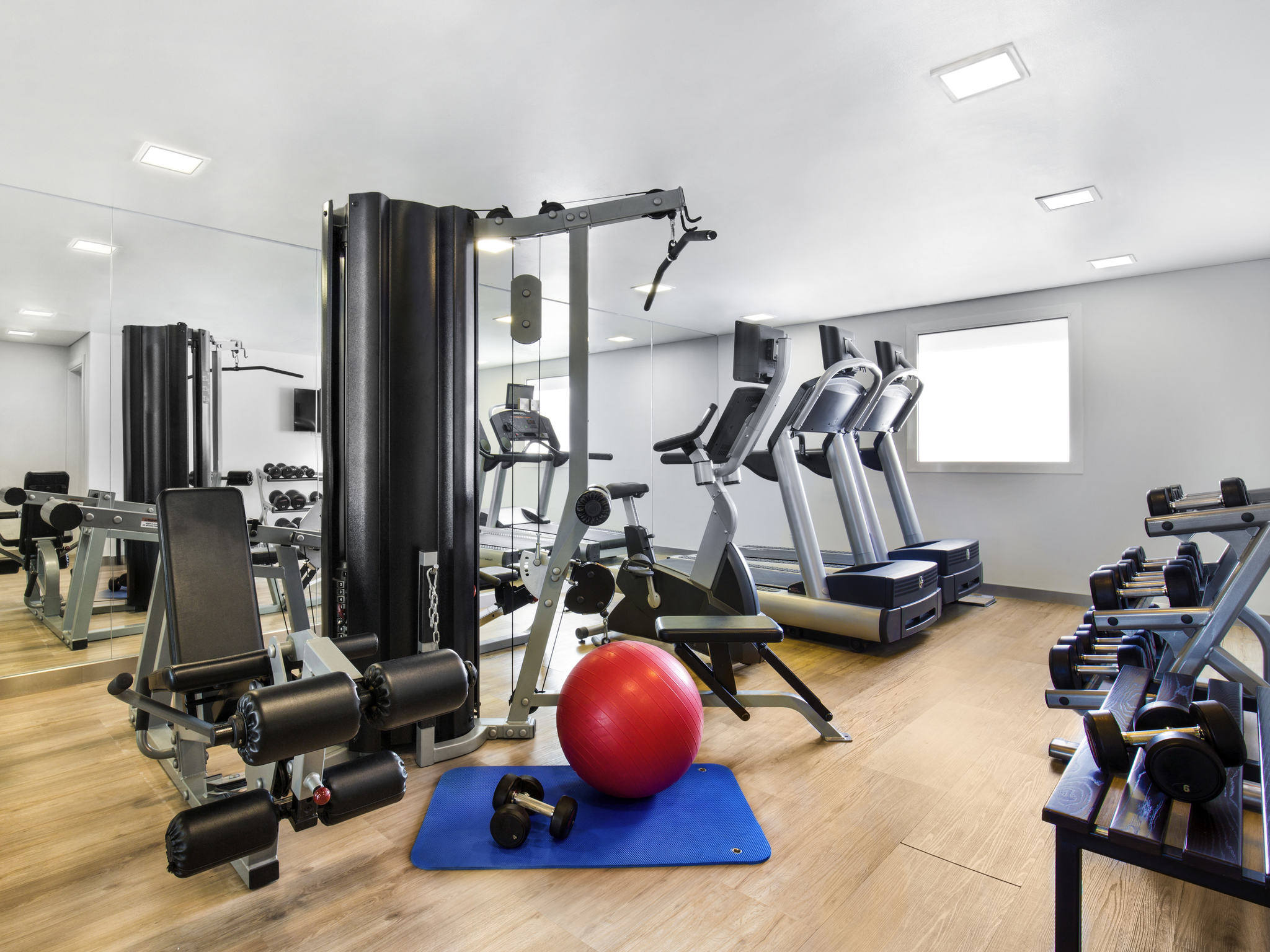 Ibis Styles Sharjah Hotel teretana.jpg