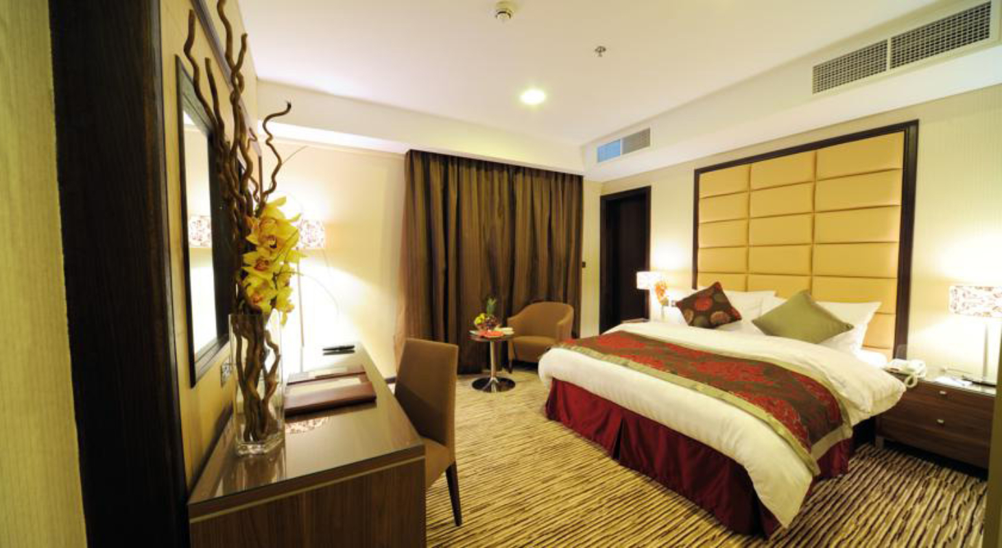 AlHamra Hotel izgled dvokrevtene sobe.jpg