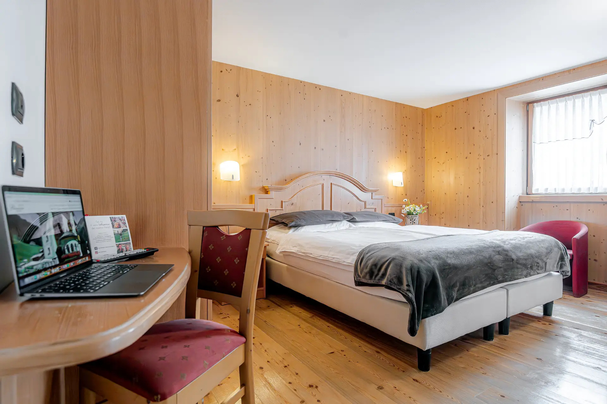 Hotel Padranzini spavaća soba