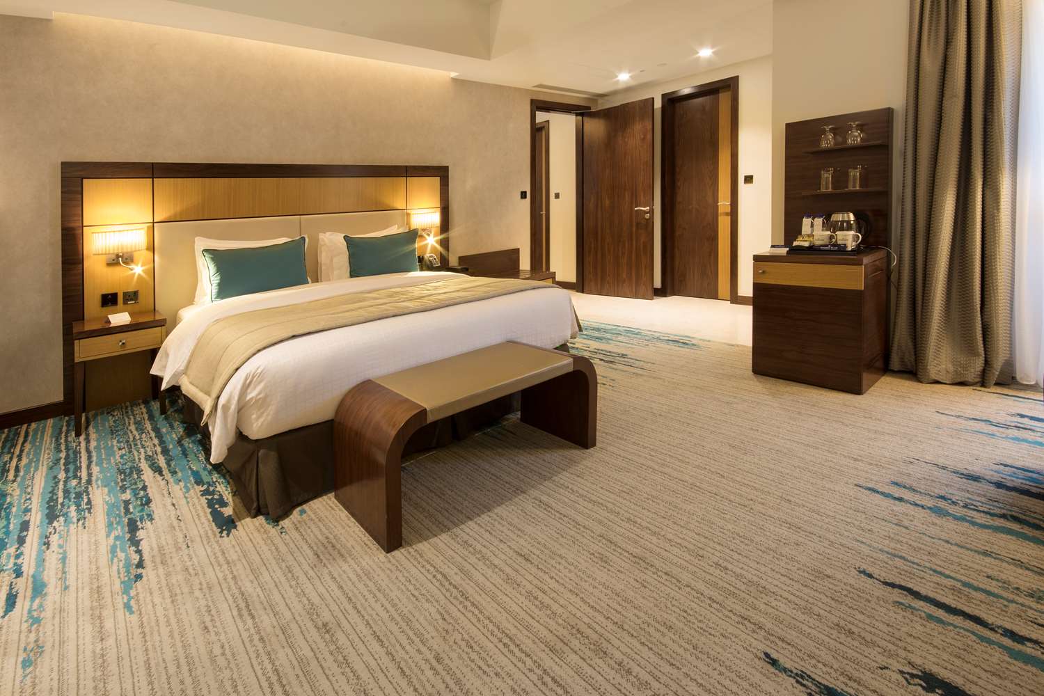 Golden Tulip Media Hotel executive apartman.jpg