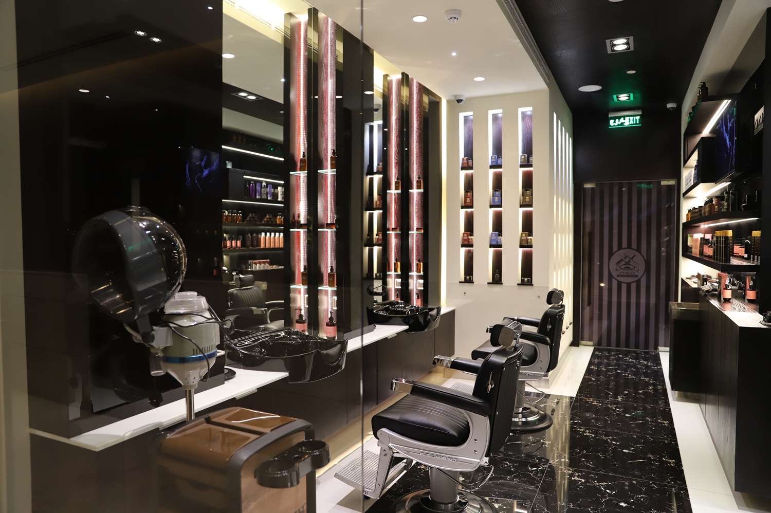 Golden Tulip Media Hotel frizerski salon.jpg
