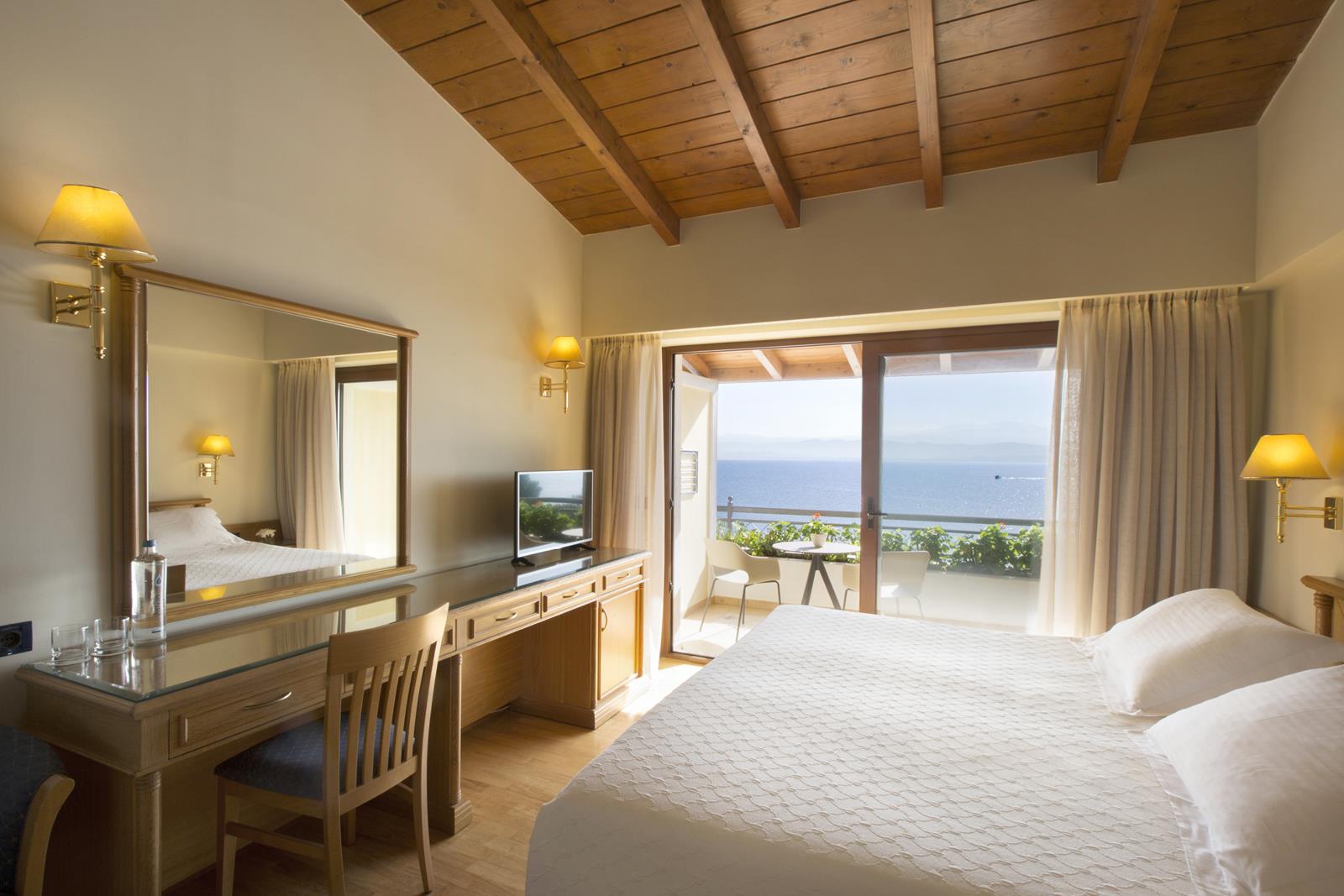 Hotel Negroponte Resort sea view soba.jpg