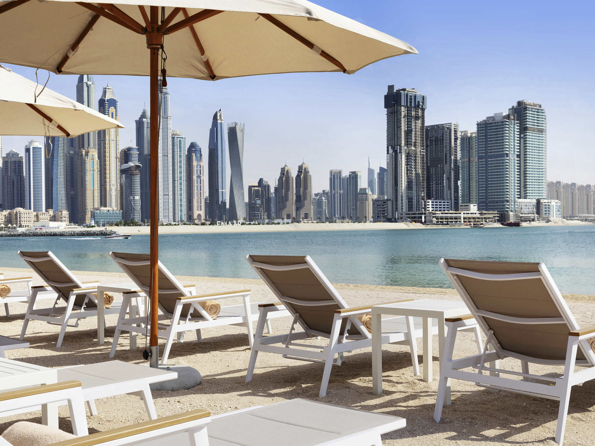 Adagio Premium The Palm plaža.jpg