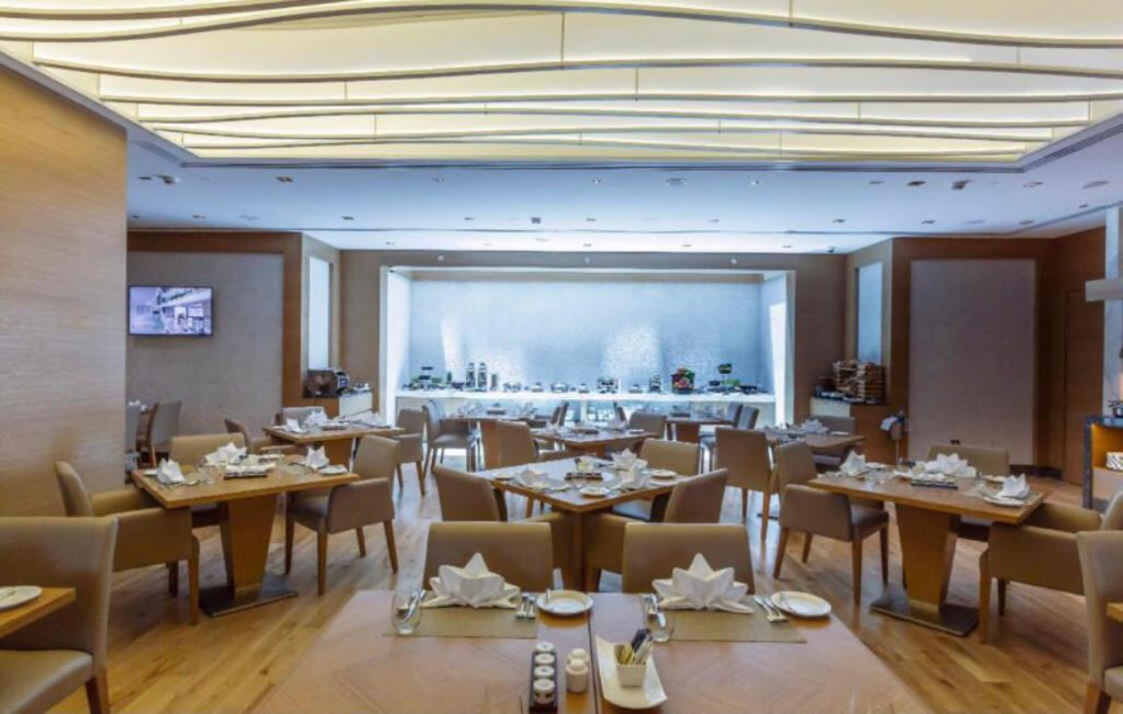 Gulf Inn Hotel Al Nasr restoran.jpg