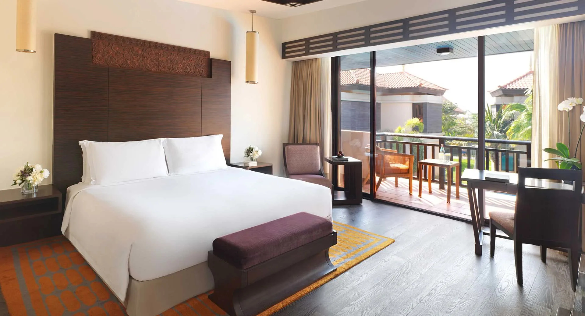 Anantara The Palm Dubai Resort Hotel premier soba.jpg