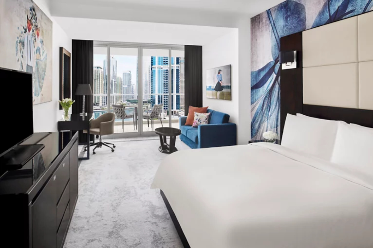 Movenpick Jumeirah Lake Towers Hotel junior suite.jpg