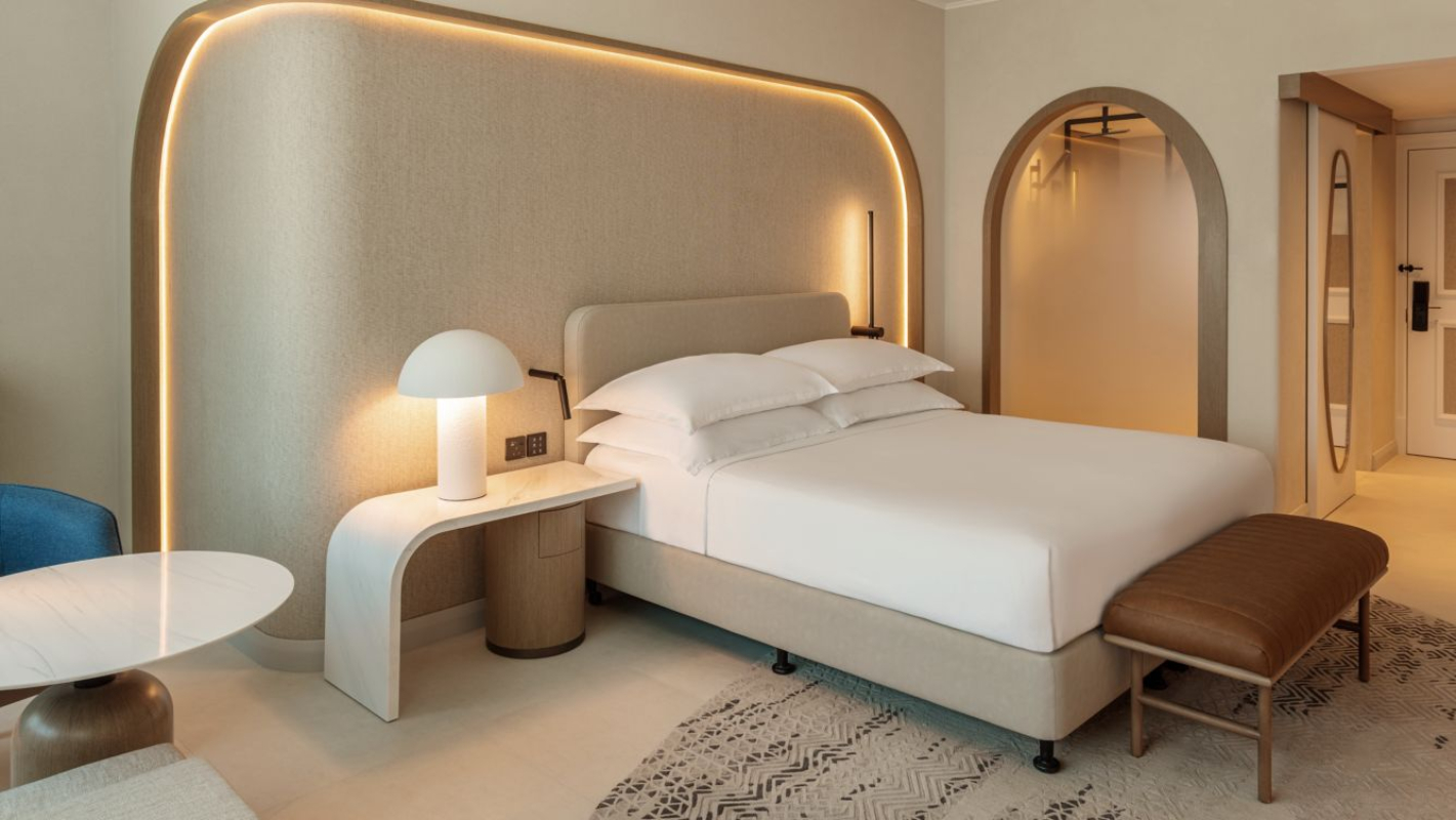 Sheraton Jumeirah Beach Resort club soba.jpg
