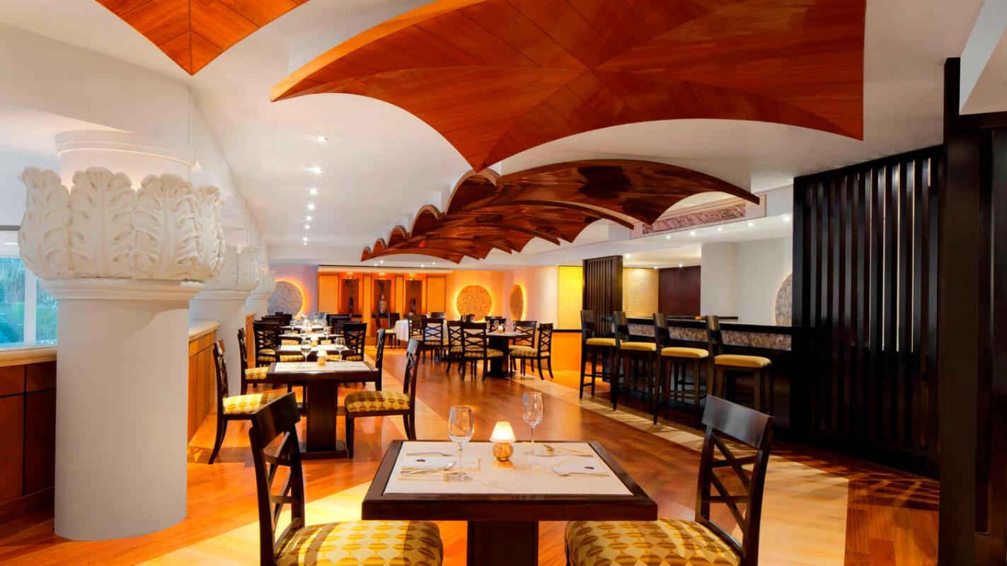 Sheraton Jumeirah Beach Resort restoran.jpg