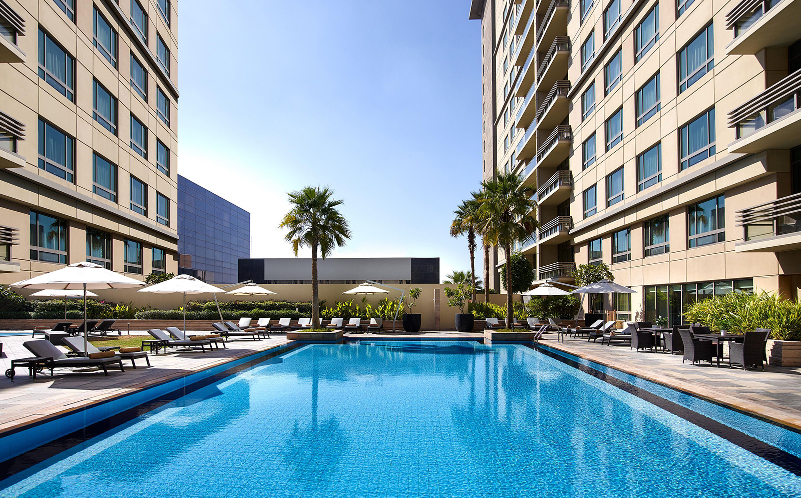 Swissotel Living Al Ghurair bazen.jpg