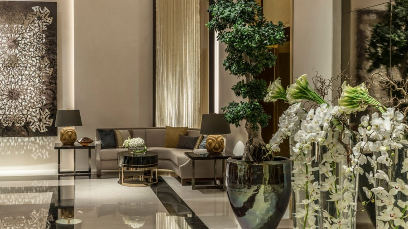Four Seasons Hotel Dubai International Financial Centre lobi.jpg