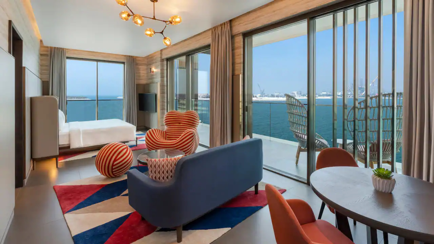 Hyatt Centric Jumeirah Dubai deluxe soba.jpg