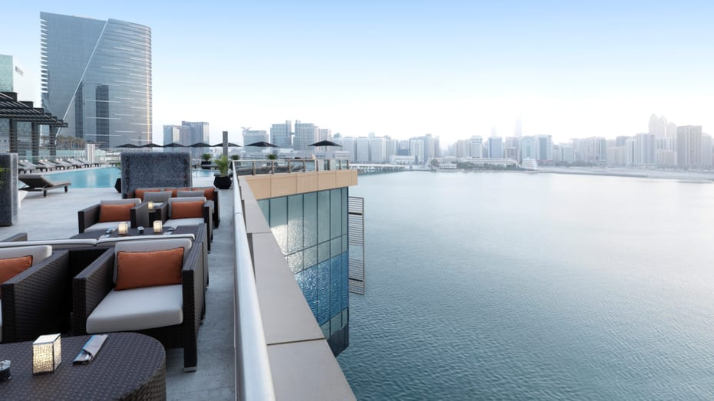 Four Seasons Hotel Abu Dhabi at Al Maryah Island bar.jpg