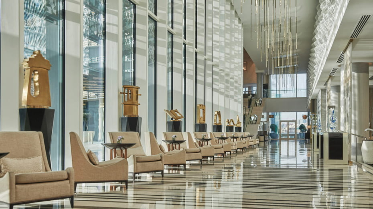 Four Seasons Hotel Abu Dhabi at Al Maryah Island lobi.jpg