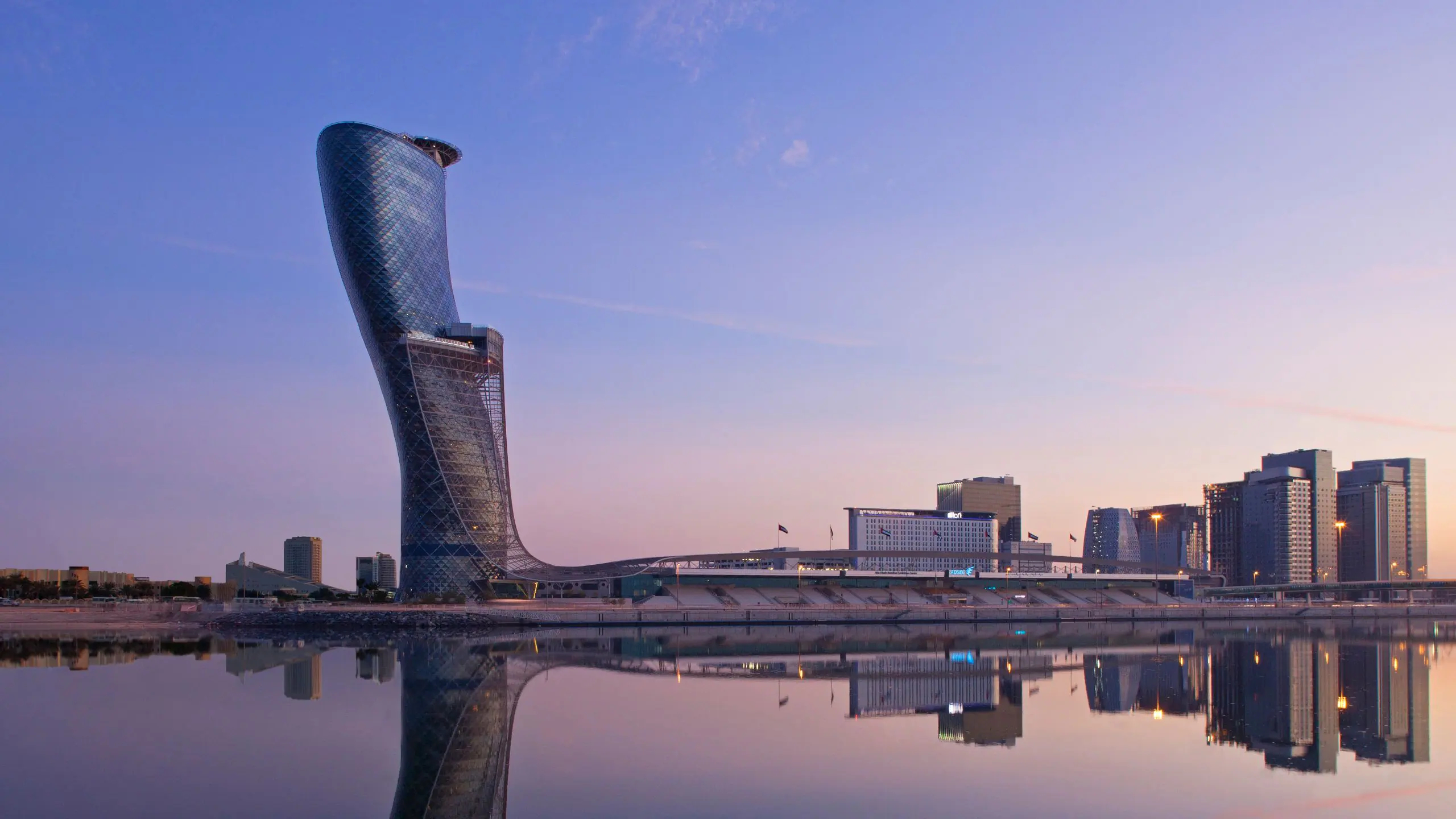Andaz Capital Gate abu Dhabi-a concept by Hyatt.jpg
