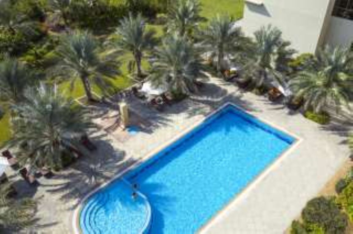 Centro Sharjah-Bazen.jpg