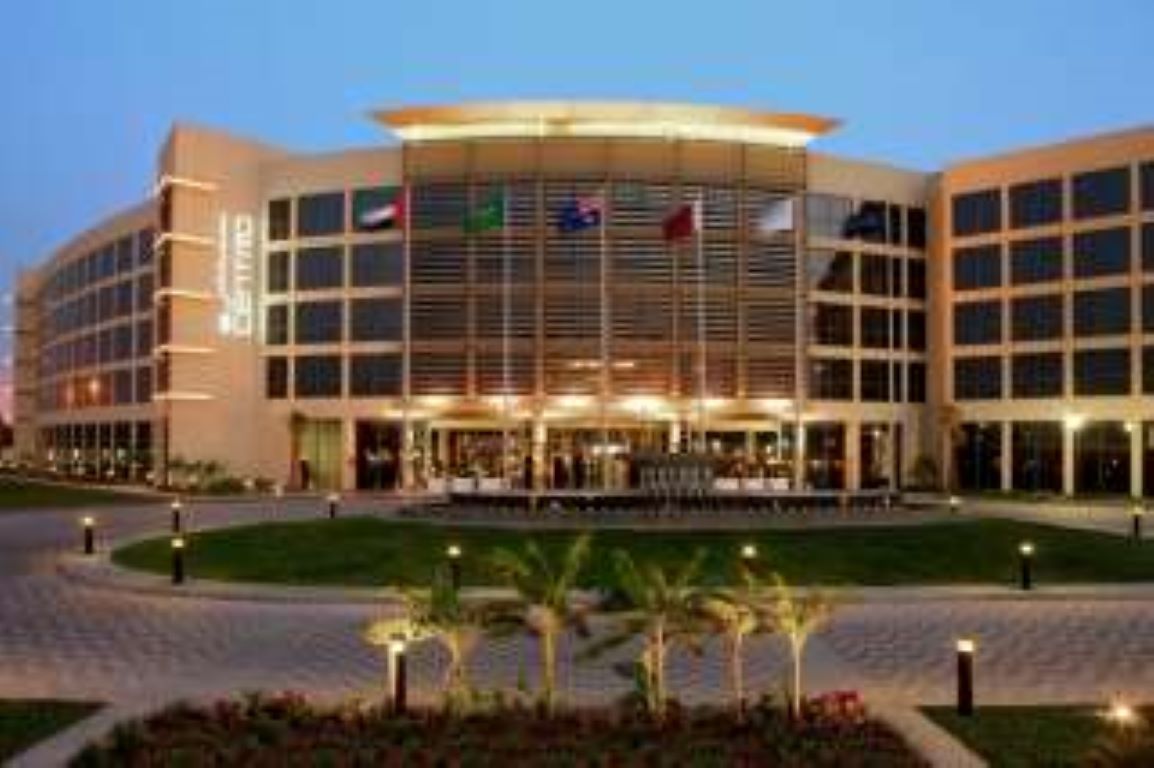 Centro Sharjah-Hotel spolja.jpg