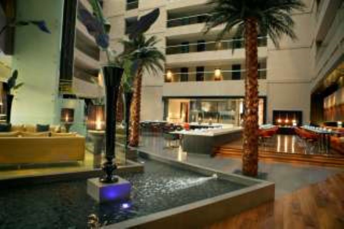 Centro Sharjah-Restoran.jpg