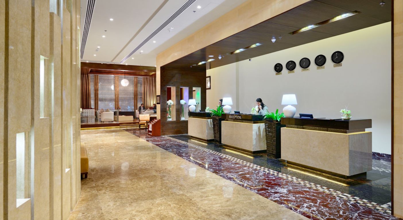 Copthorne Hotel Sharjah-Recepcija.jpg