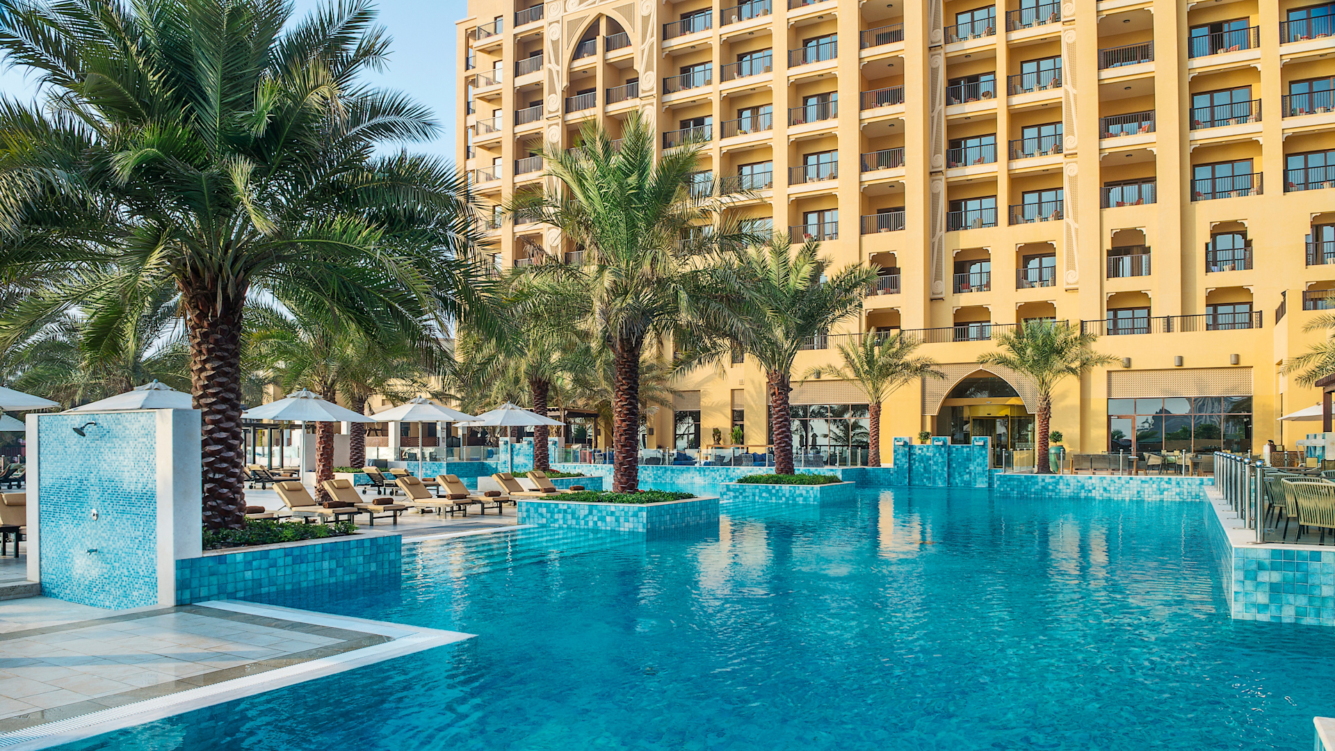 DoubleTree by Hilton Resort & Spa Marjan Island bazen.jpg