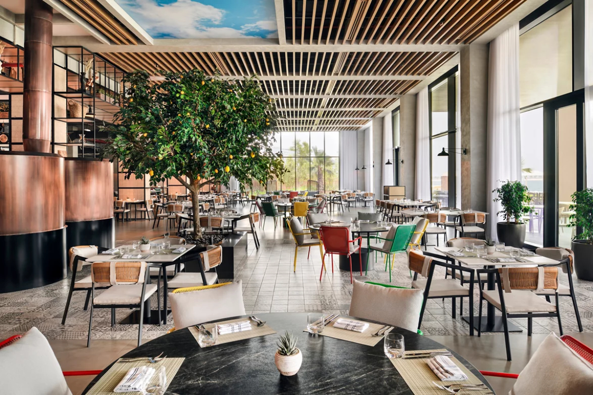 Movenpick Resort Al Marjan Island restoran.jpg